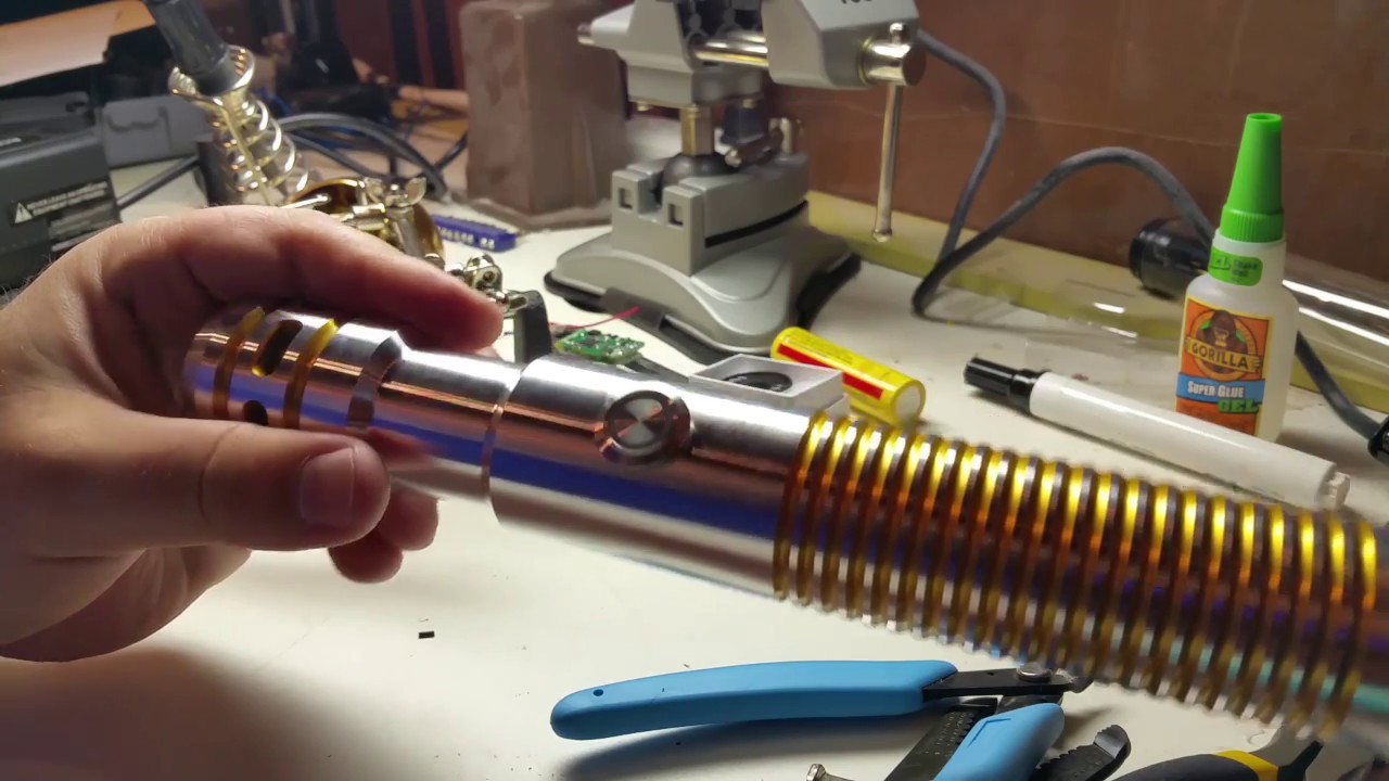Lightsaber build with a Nano Biscotte v3