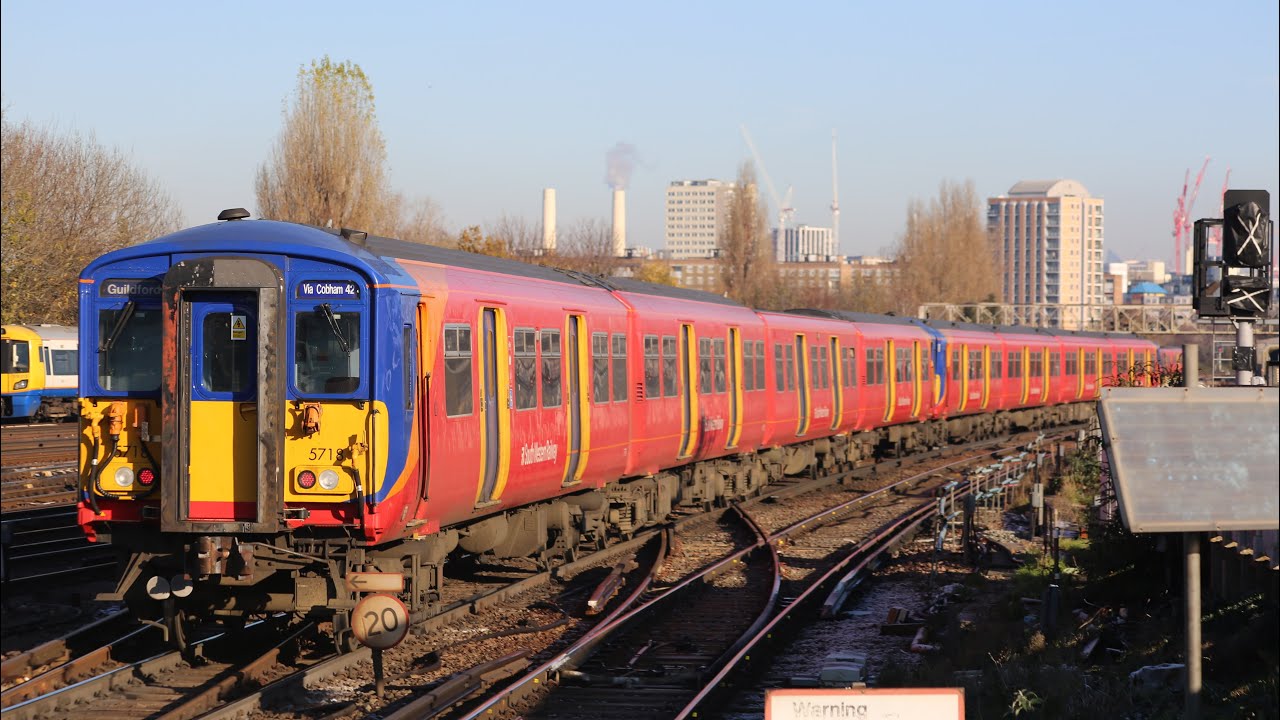 Trains At: Clapham Junction 10/12/22