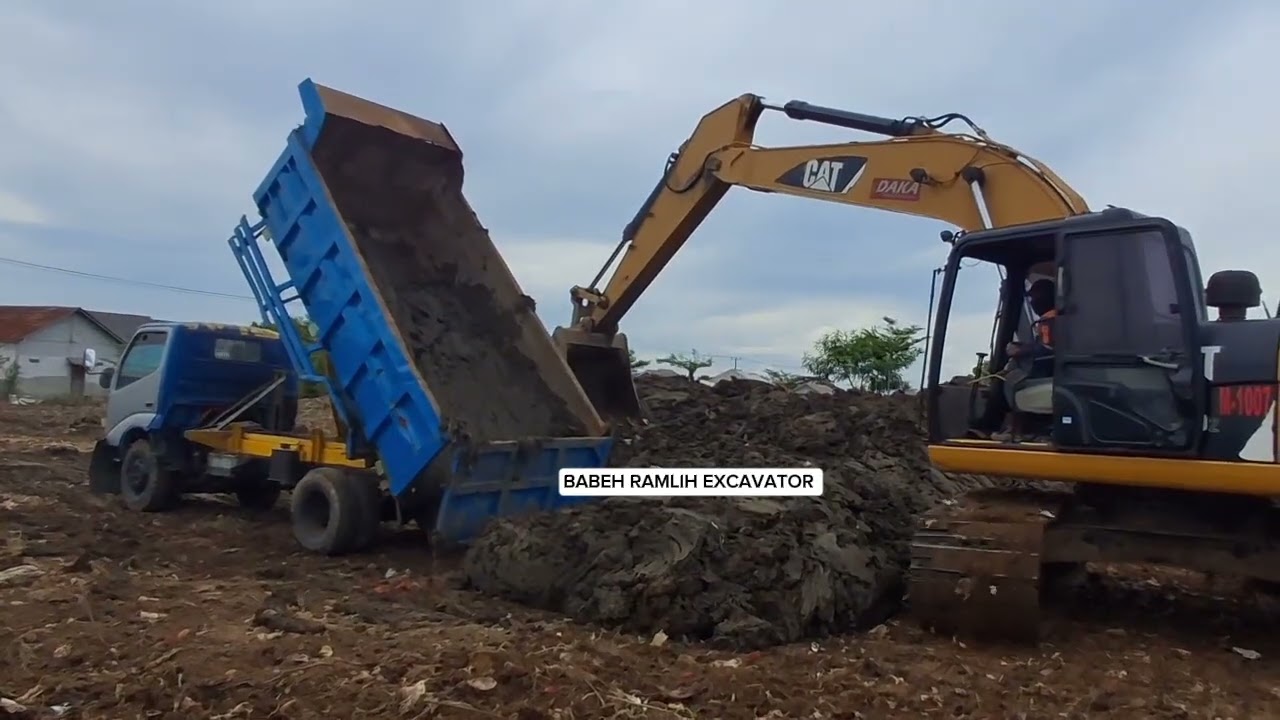 WADIDAW EXCAVATOR NGURUG TAMBAK !!