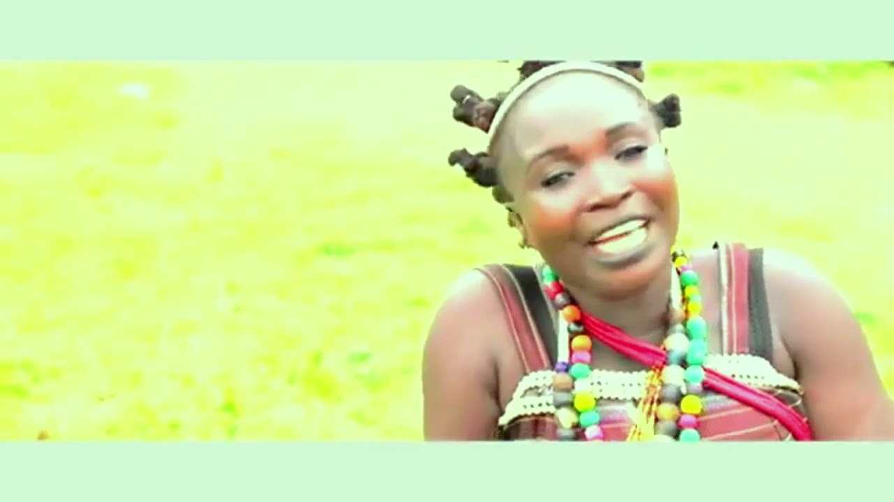 Tata Christine - COMPILATION