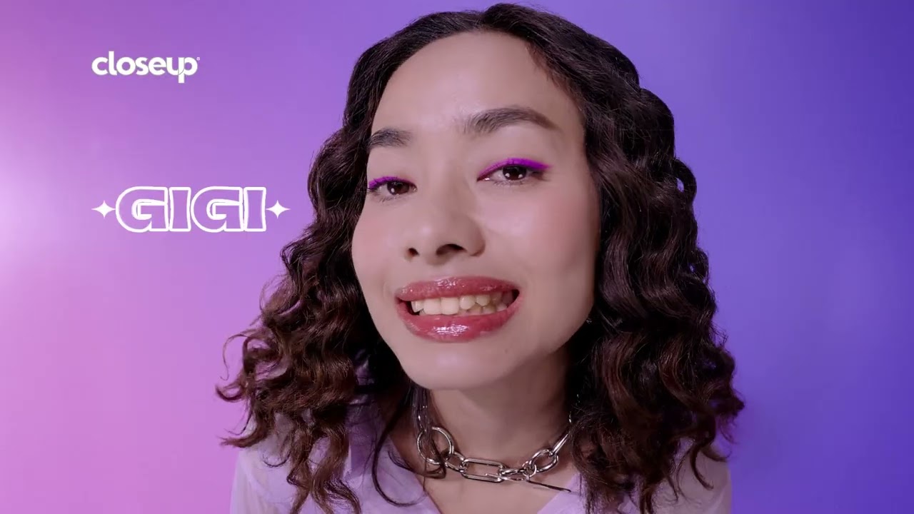 Gigi Putih Dalam Sikatan Pertama Dengan Closeup White Now!