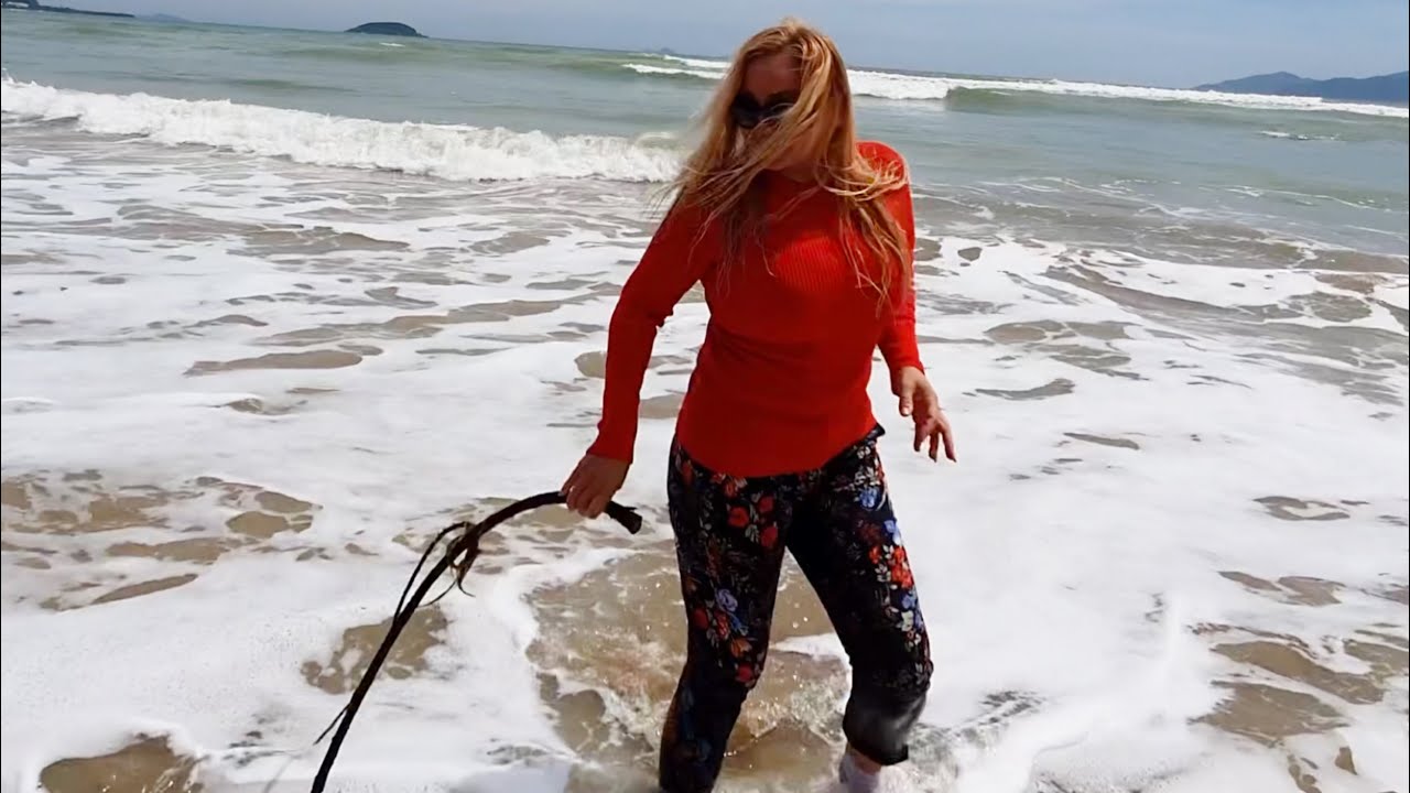Elena floral trousers