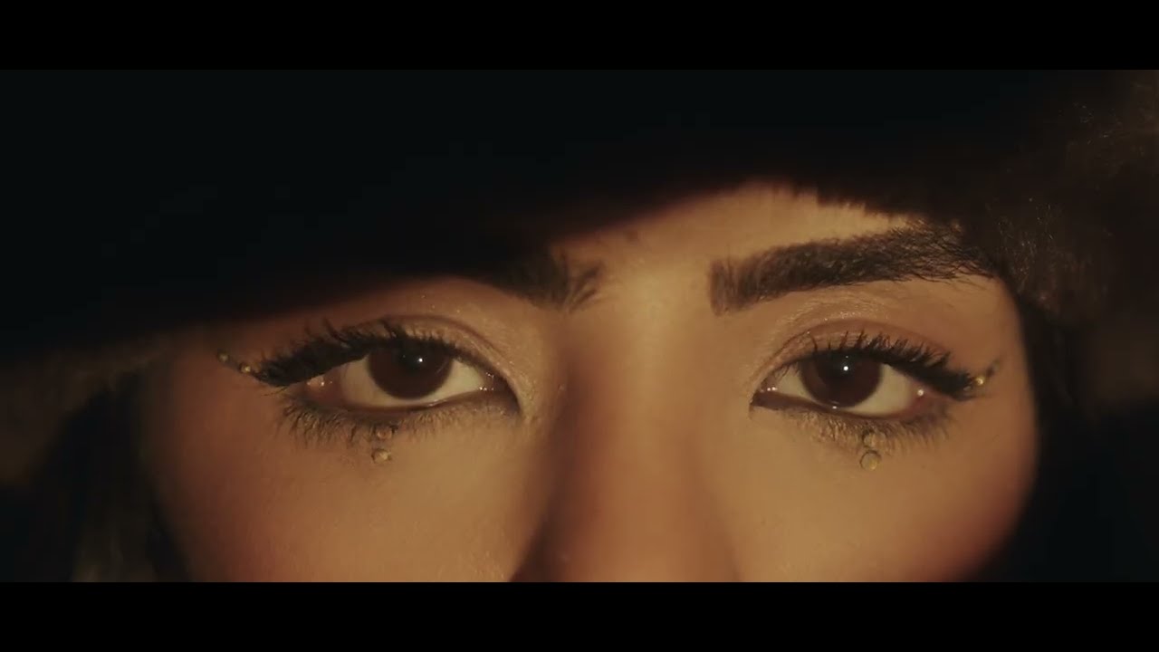 NovaQueen - Movies ( Visualizer )