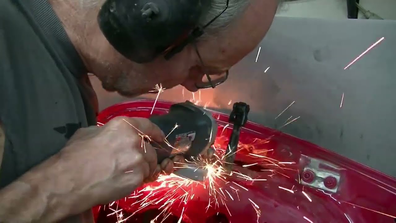 2009 Mini Cooper door removal
