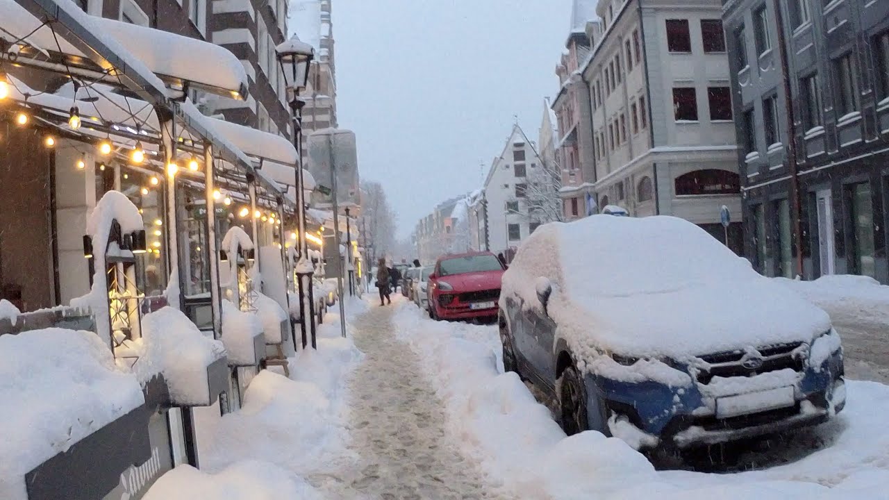 4K WALK IN A SNOWY RIGA IN LATVIA 🇱🇻