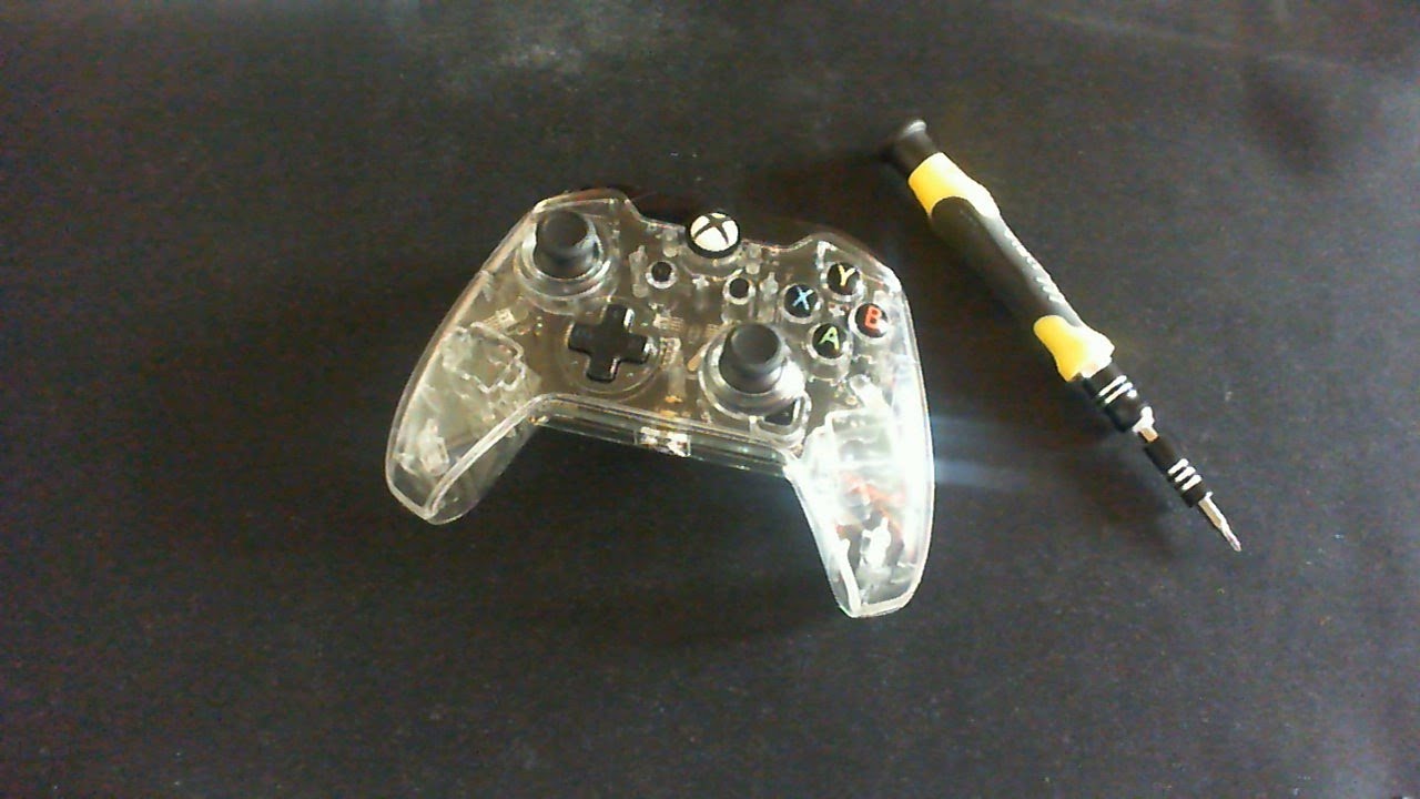 How to disassemble and assemble Xbox one afterglow controller