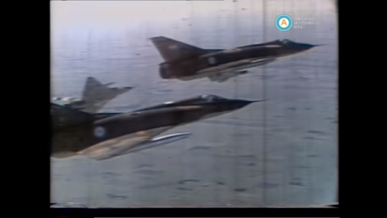 AV-4624 [Imágenes de stock: aeronaves de la Fuerza Aérea Argentina durante la guerra de Malvinas]
