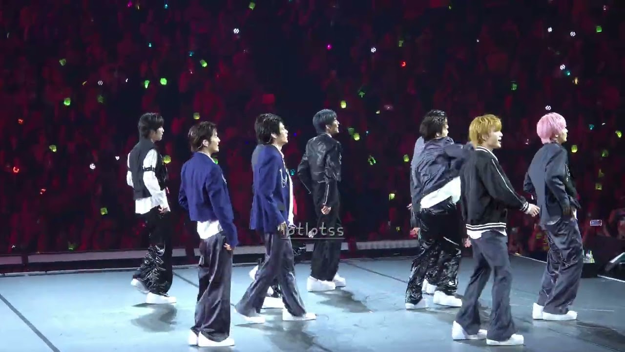 [4K FANCAM] 20250628 SMTOWN LIVE in LONDON - SMTR25 - 으르렁 #smtown #smtr25