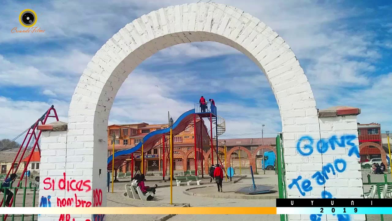 CIUDAD DE UYUNI - VIDEO DE LAS CALLES, MONUMENTOS Y SU GENTE - UYUNI SALAR DE UYUNI