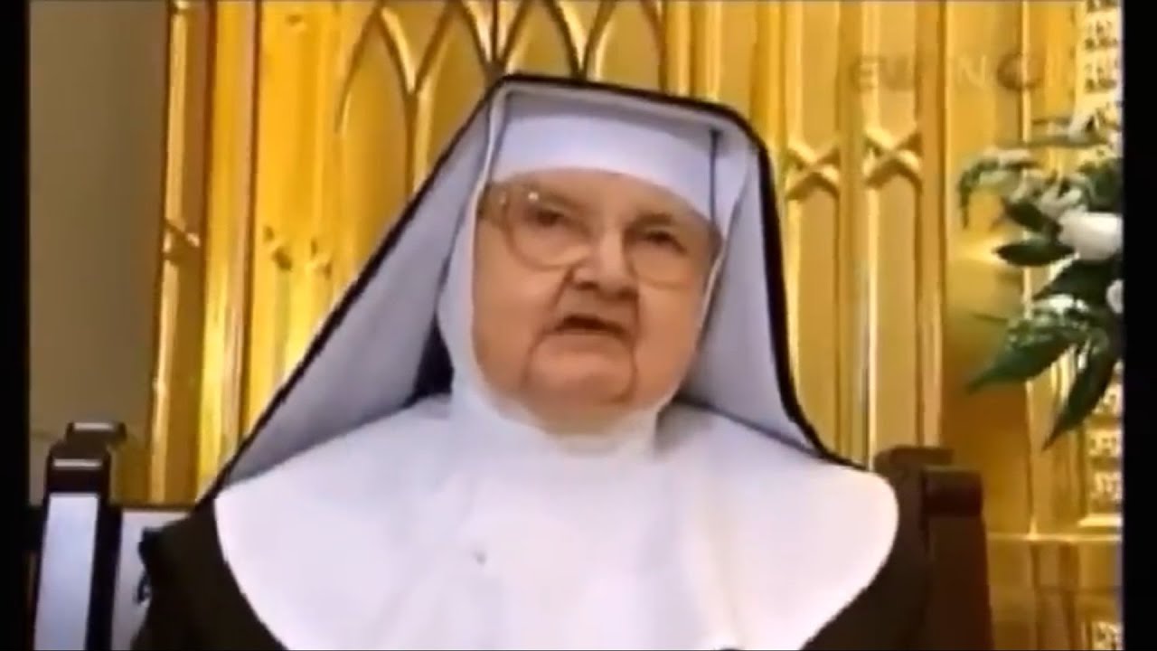 Full Rosary - Mother Angelica - All 4 Mysteries of the Holy Rosary