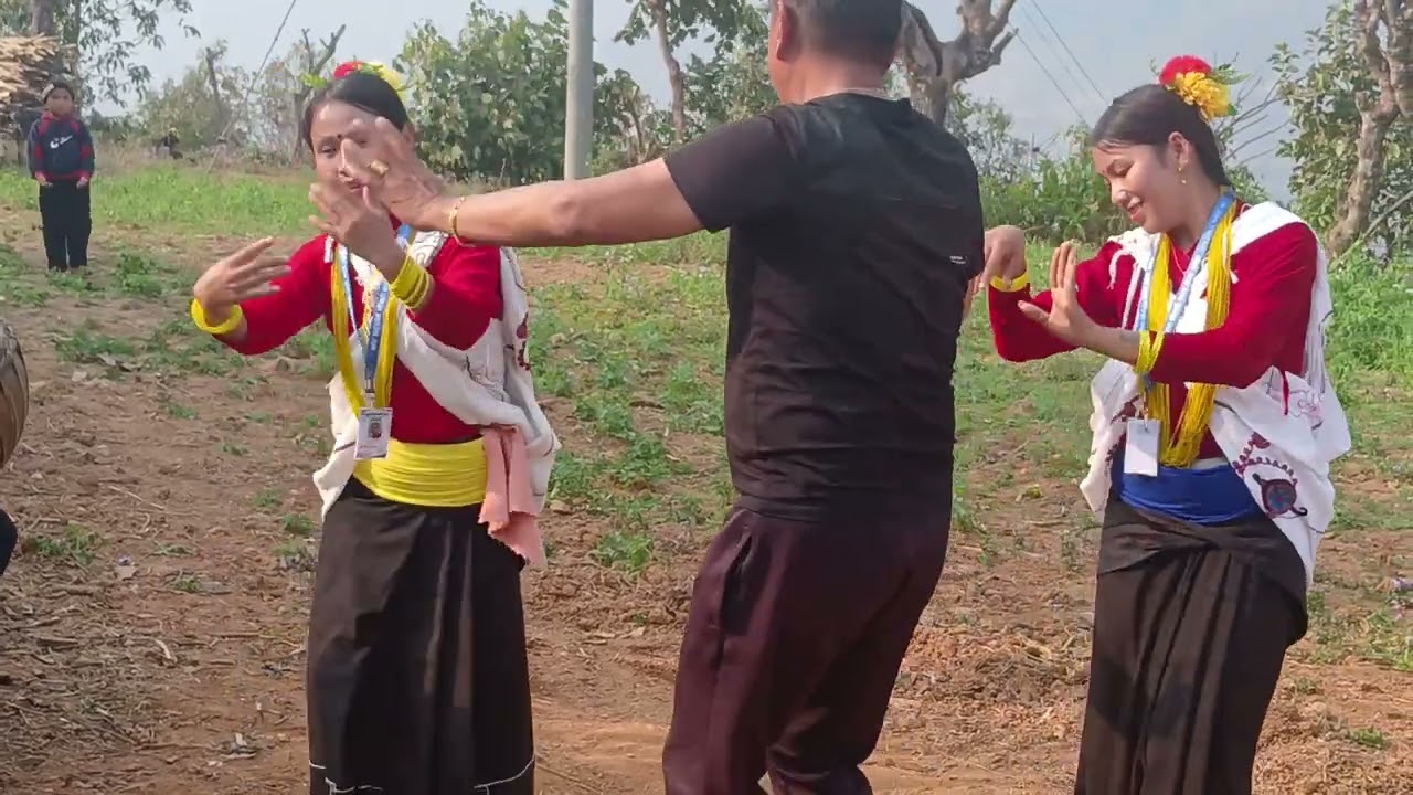 निक्कै नै रमाइलो भिडियो काठेकोट मगरबाजामा स्थान रामपुर नगरपालिका पाल्पा।📲9803782605/9808626662