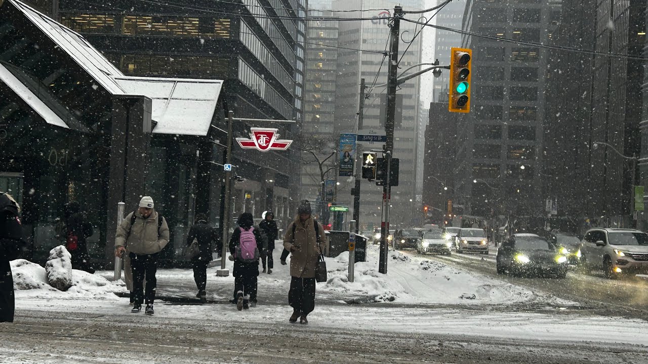 Toronto Snow Storm Rush Hour Early Morning | Monday Jan 5,2026 |