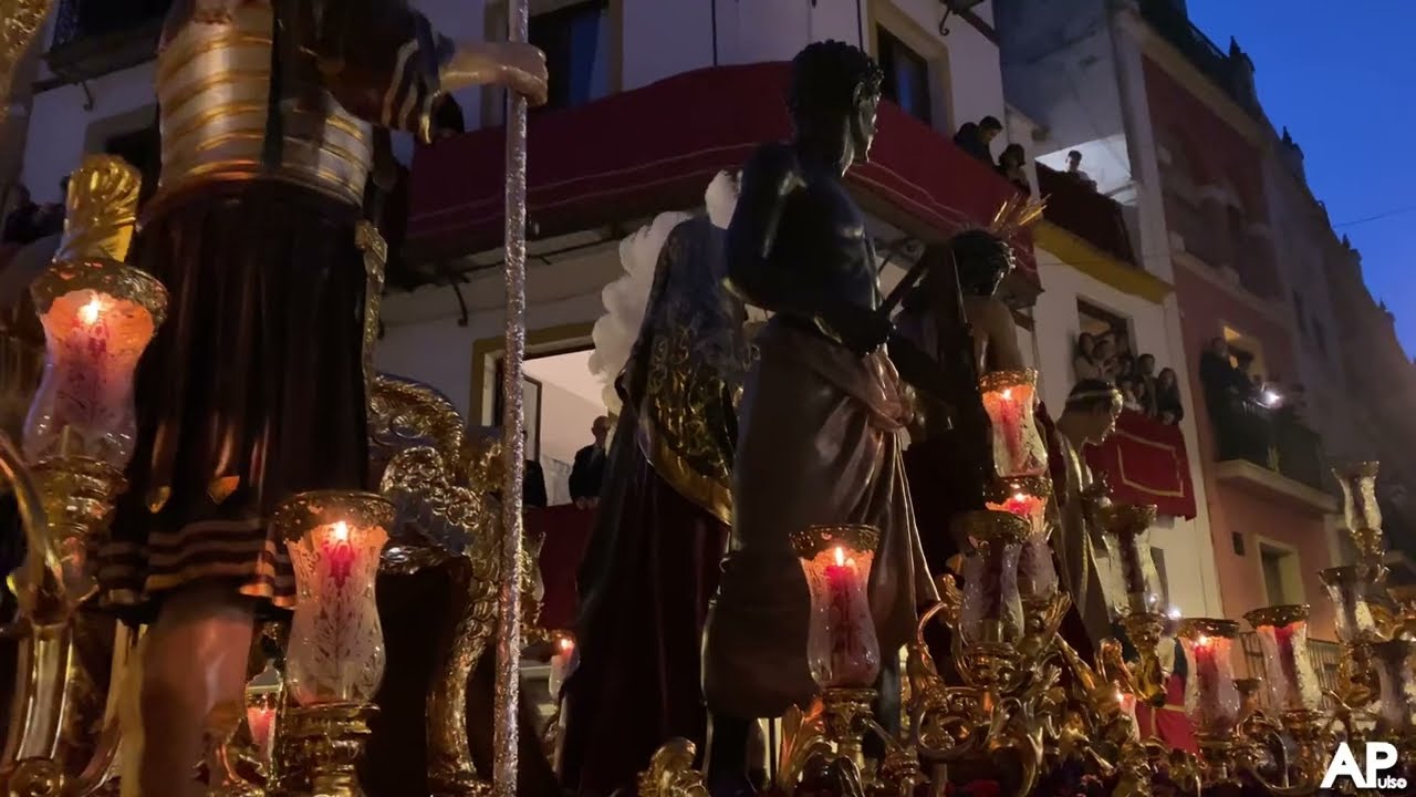 ¡INCREÍBLE! El Misterio de SAN BENITO en la CUESTA DEL BACALAO con ENCARNACIÓN | Semana Santa 2024