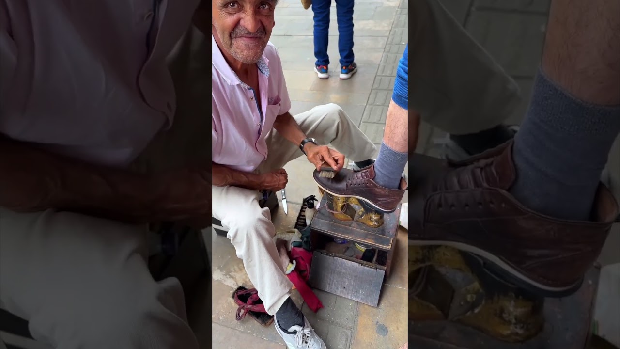 Saturday Shoe Shine - La Ceja, Colombia