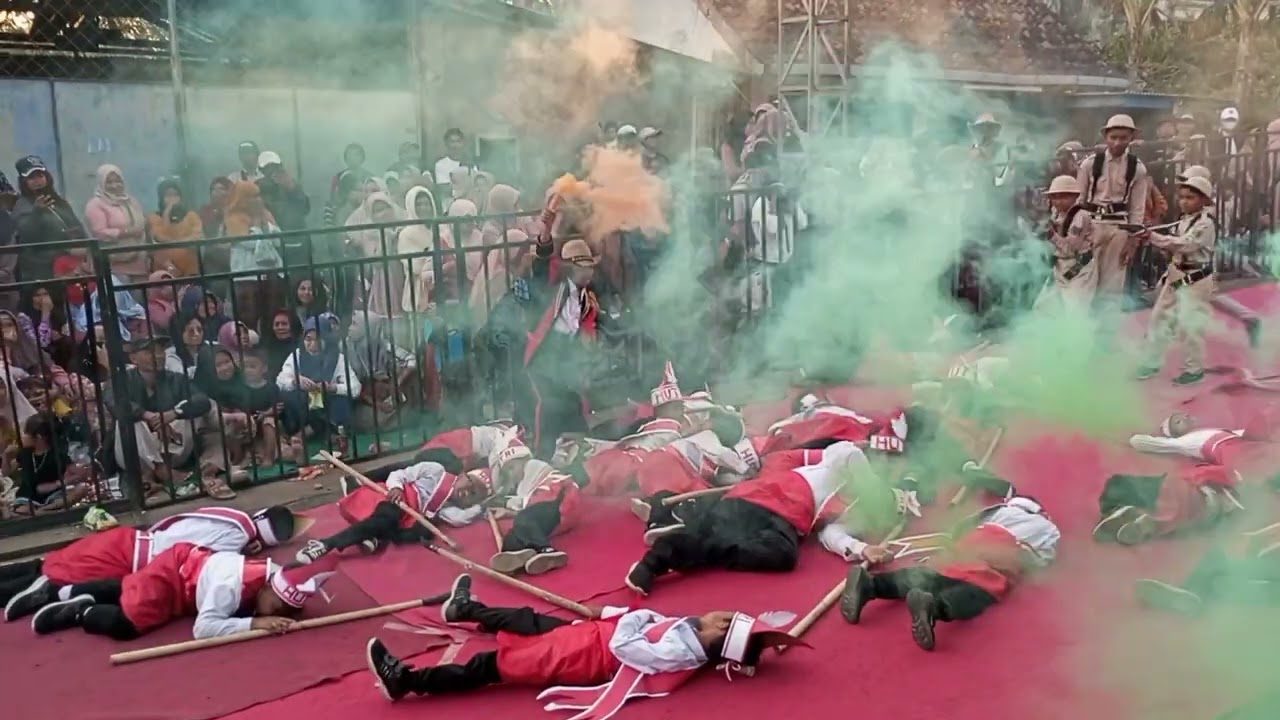 Drama Musikal MI Karnaval Budaya Desa Klepu
