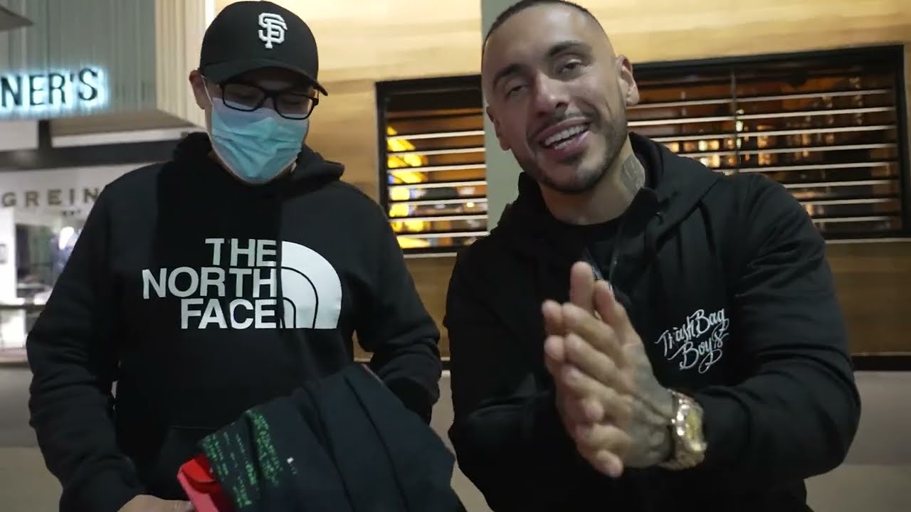 BIG HEAD SMOKES vs JUAN WATER  BOTTLE  [WINNER ANNOUNCED]