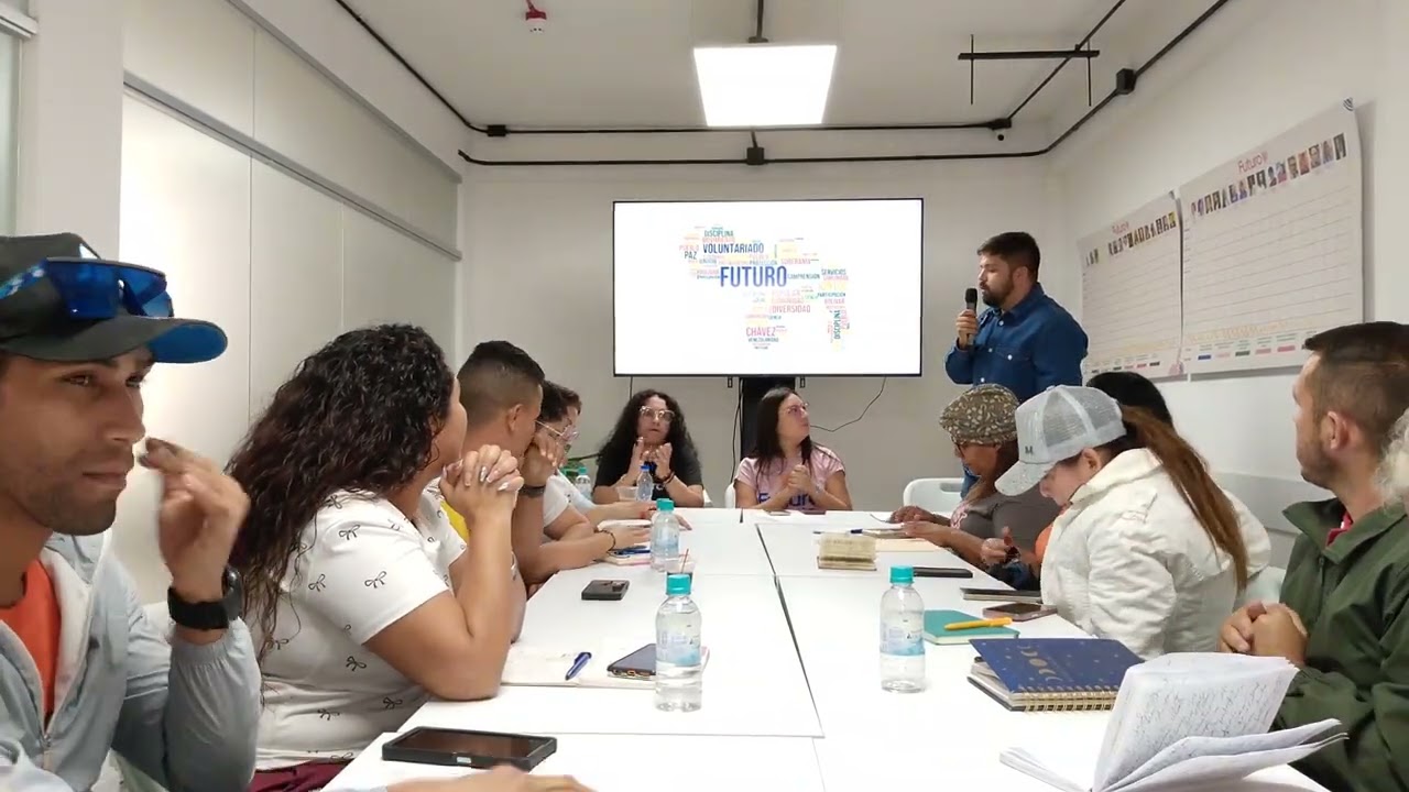 Clase #14 El Estado Comunal: Salas de Autogobierno
