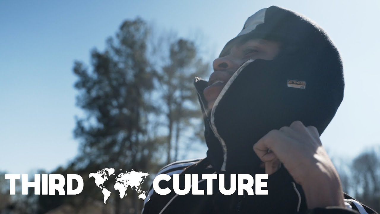 Eddie Gianni Takes Us Around The Southside of Atlanta, Talks Family, Adversity & More