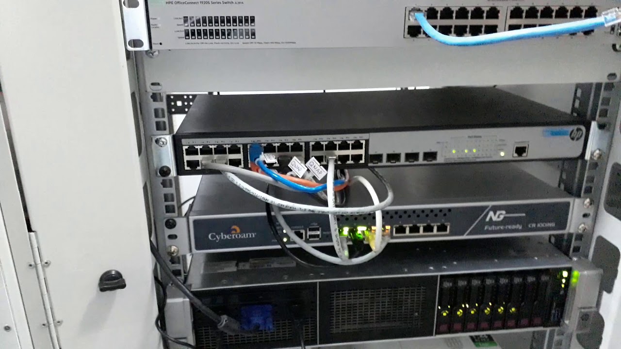 Sarı Ünlem İnternet Bağlantı Simgesi Üzerinde Ünlem işareti