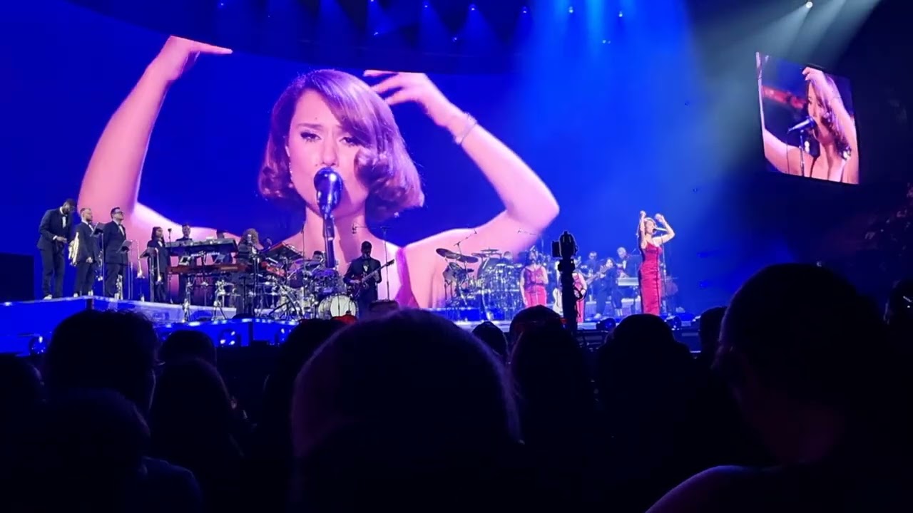 Raye, Nightingale Lane, live at The O2 Arena London, 27/02/26
