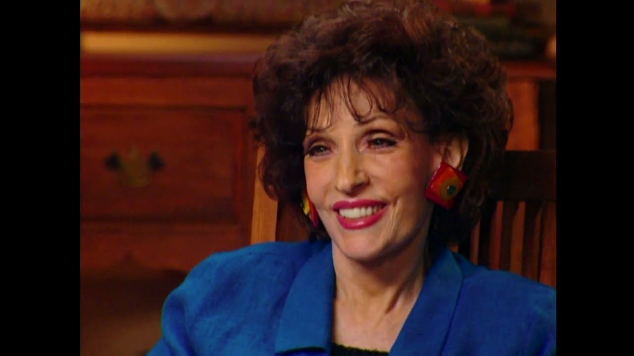 Bill Gaither and Dottie Rambo talk about Dottie's childhood and musical influences