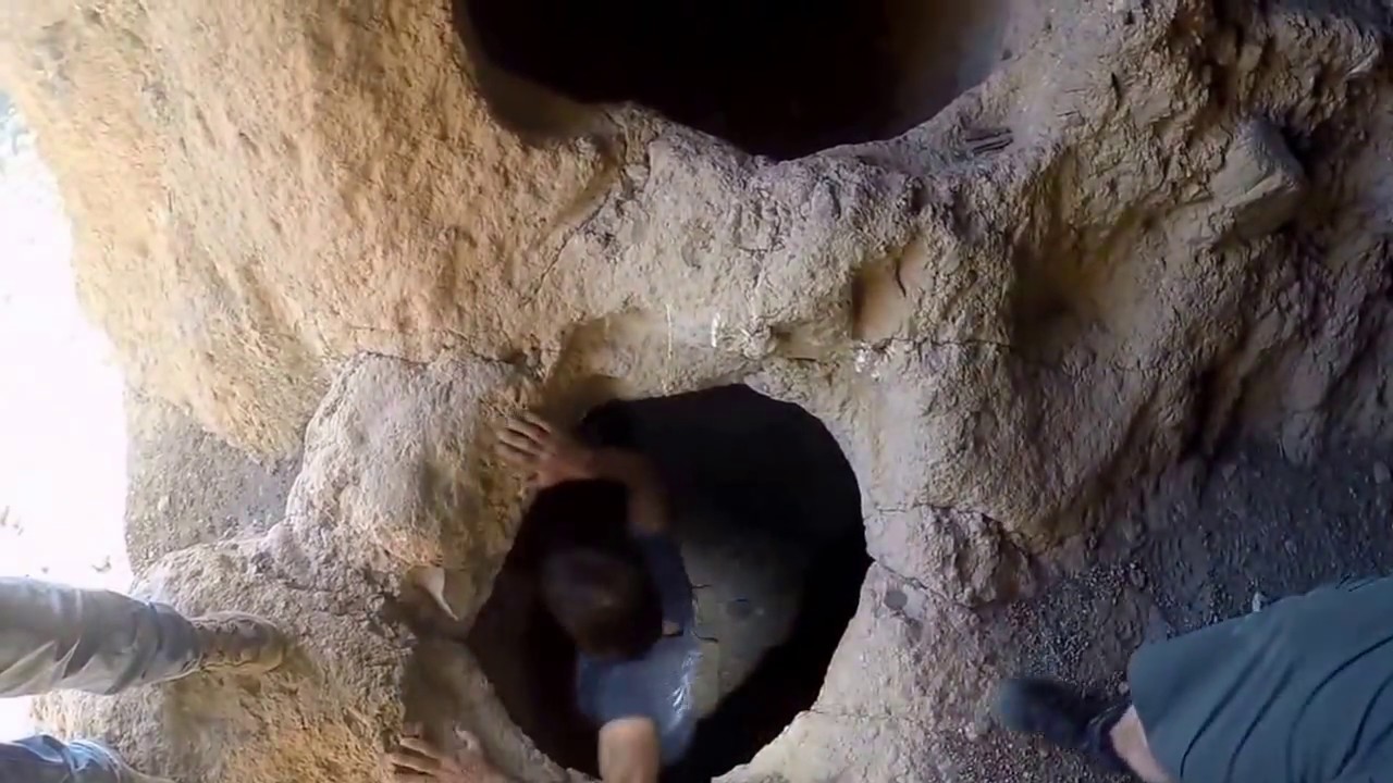 La Cueva de los Arcos