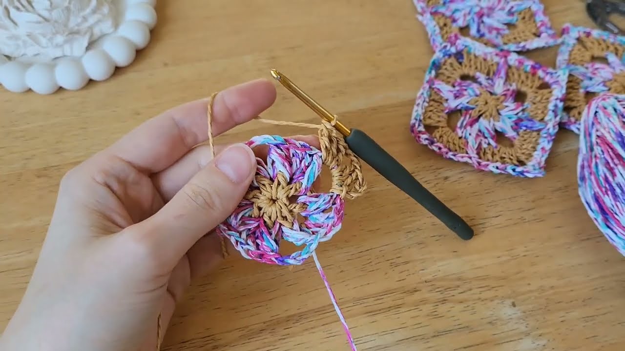 Kağıt İple Motif Yapımı | Paper Yarn Granny Square | Modern & Colorful Motif Tutorial