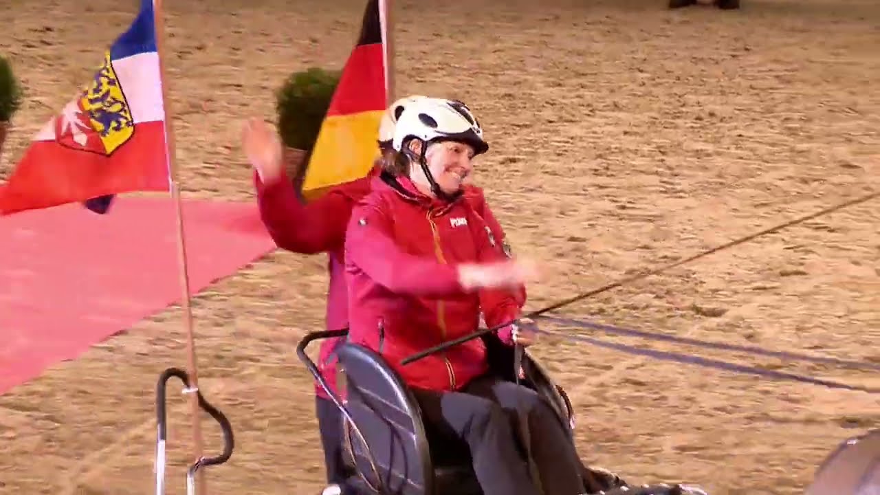 Goldenes Fahrabzeichen für Ulrike Schmidt