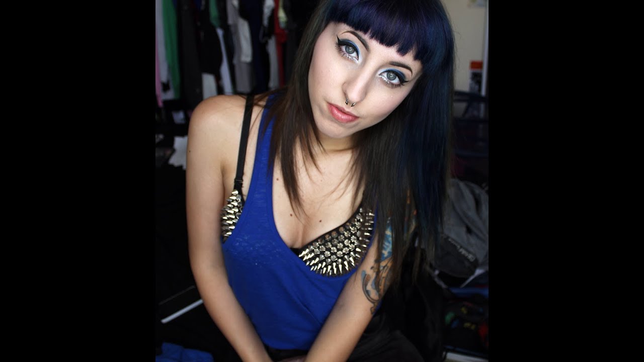 OOTD: SPIKED BRA