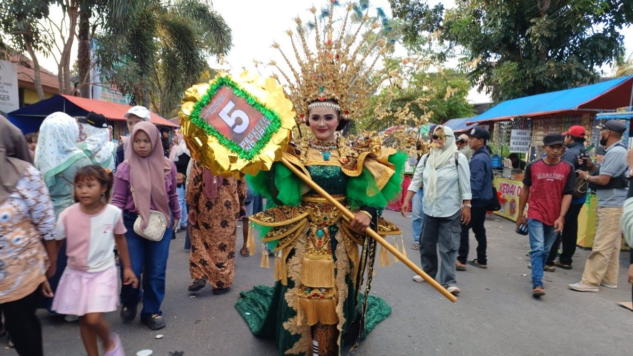 SMP NEGERI 1 PUGER - Karnaval Kirab Budaya Petik Laut Puger Kulon 2025