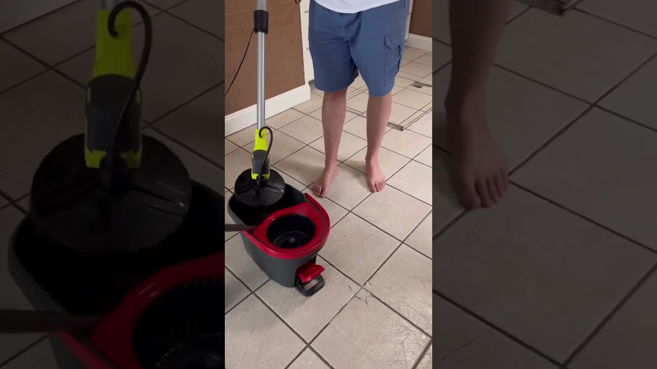 That&rsquo;s one way to clean the floors😂 #ryobi #scrubber #cleaninghacks #fourthofjuly #weekend #tools
