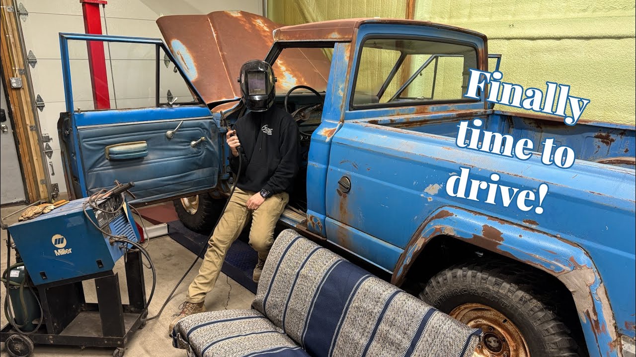 Заменил прогнившие днища в своем Jeep J10 1977 года выпуска и впервые за 13 лет прокатился на нем!