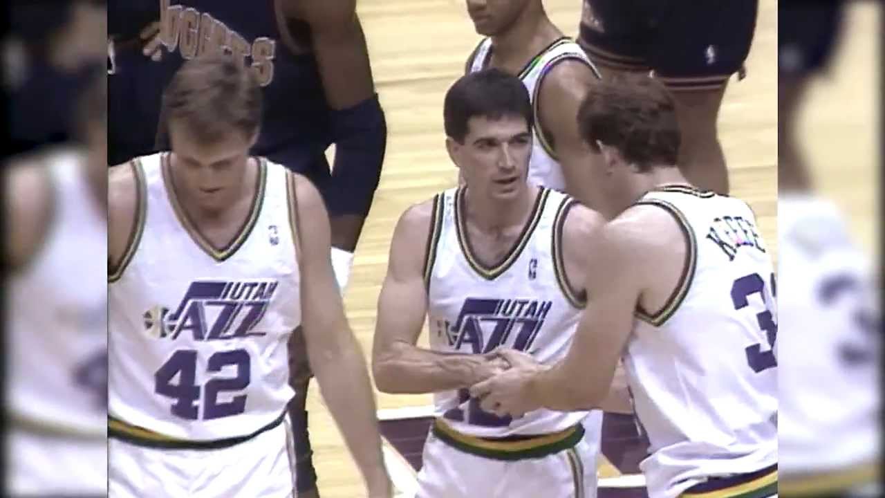 John Stockton breaks NBA assist record