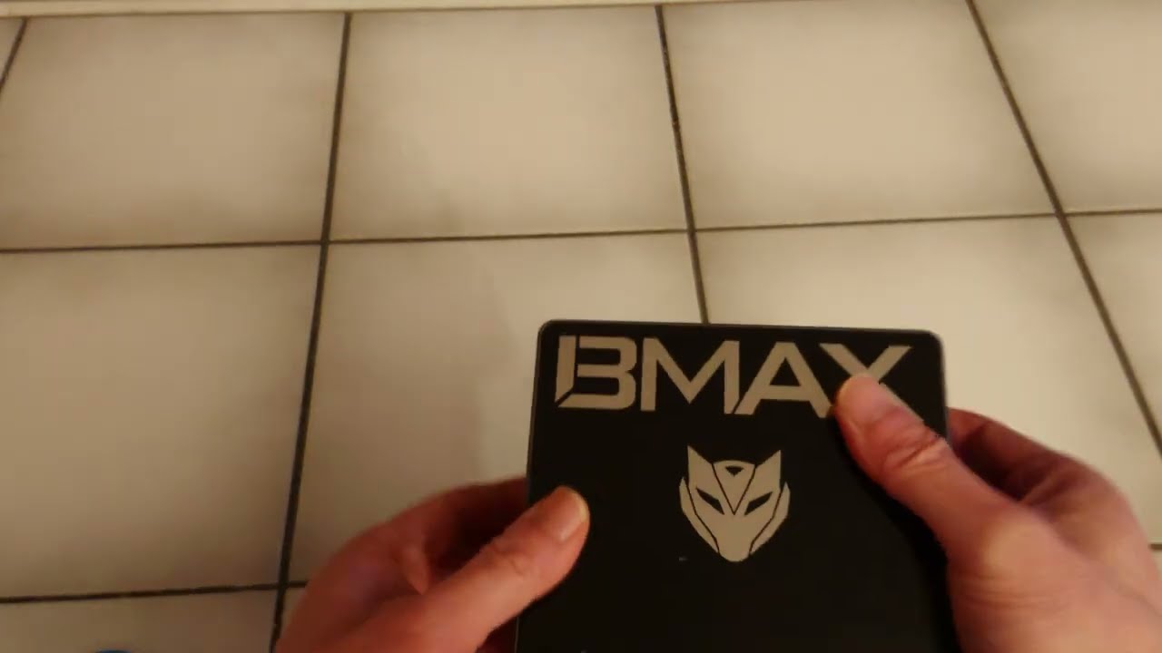 Unboxing BMax B4 Plus Intel N100 Mini PC