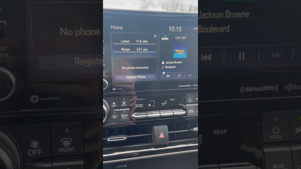 How to use Maps through Apple CarPlay