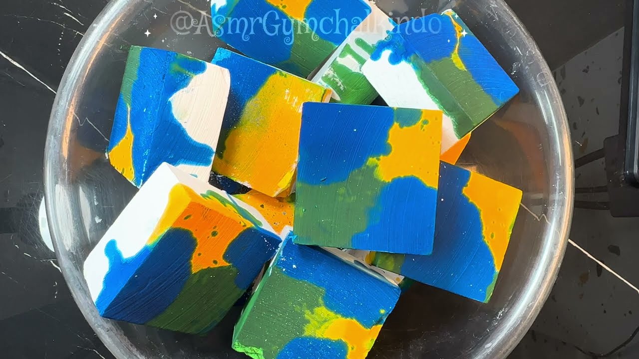 Splash Color with Crispy Chalk | Satisfying 