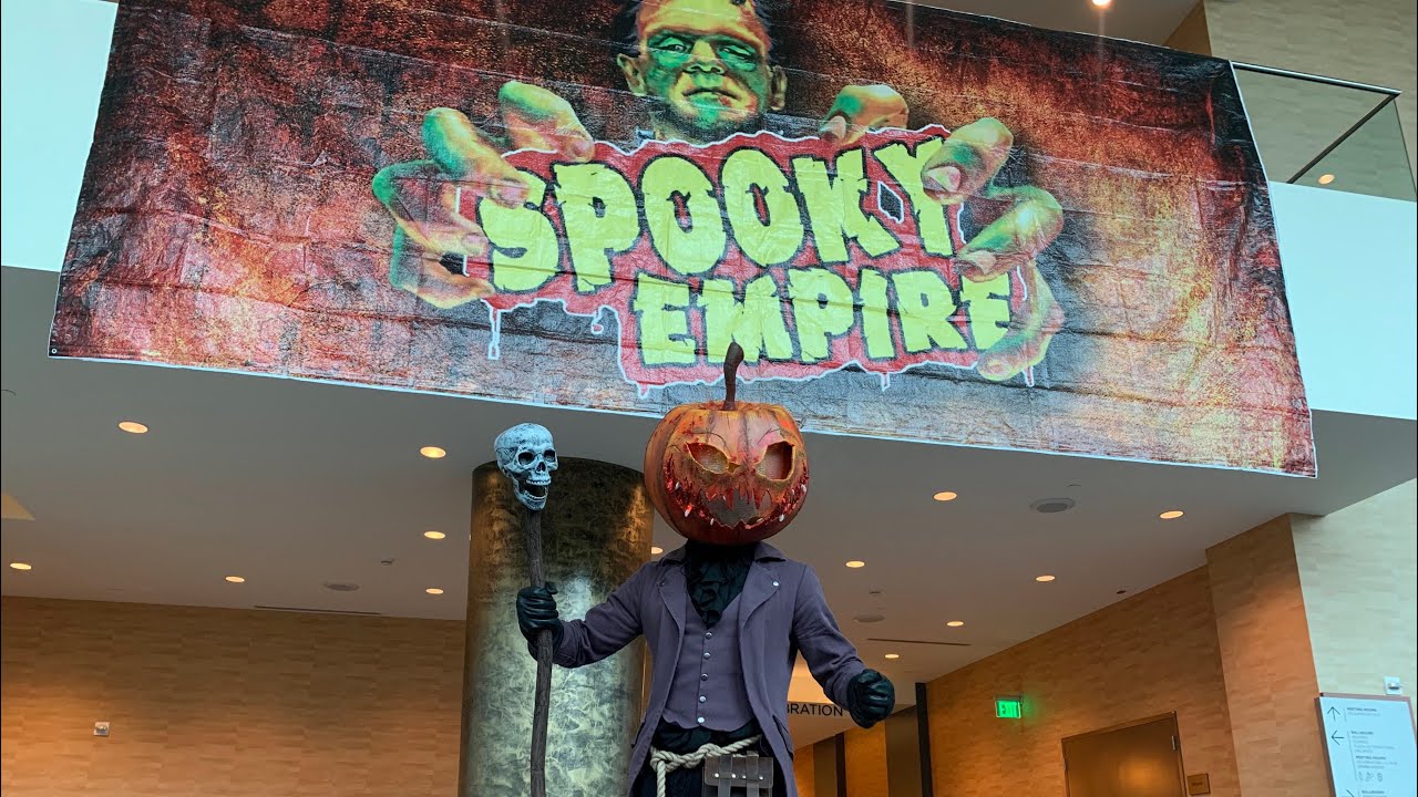 SPOOKY EMPIRE 2021 COSPLAY MUSIC VIDEO ORLANDO, FL. | CHICKA LOVESTACOS |