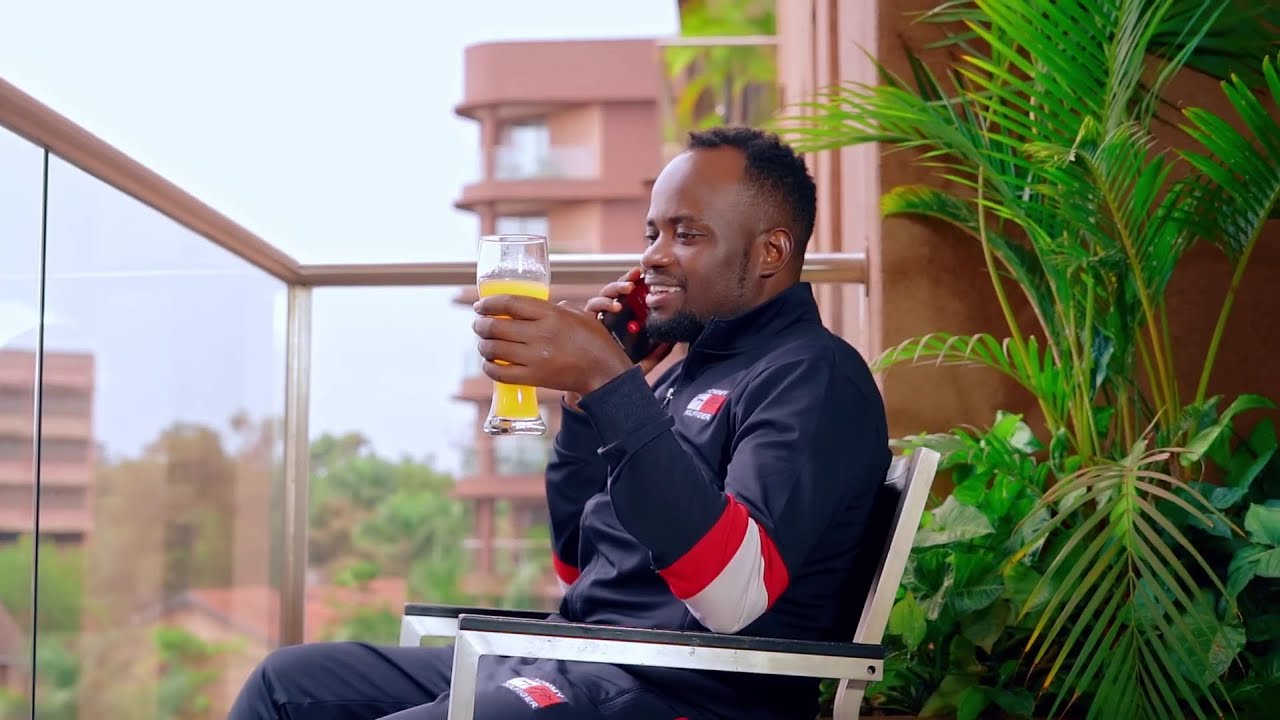 Am in Love - David Lutalo ft Shakira Shakiraa  (Official Music Video)