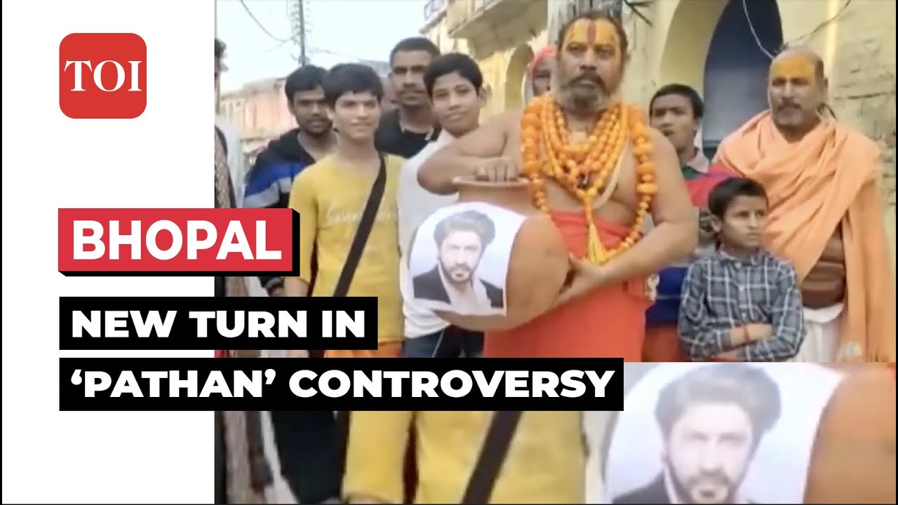 Pathan controversy: Ayodhya godman performs last rites of Shah Rukh Khan