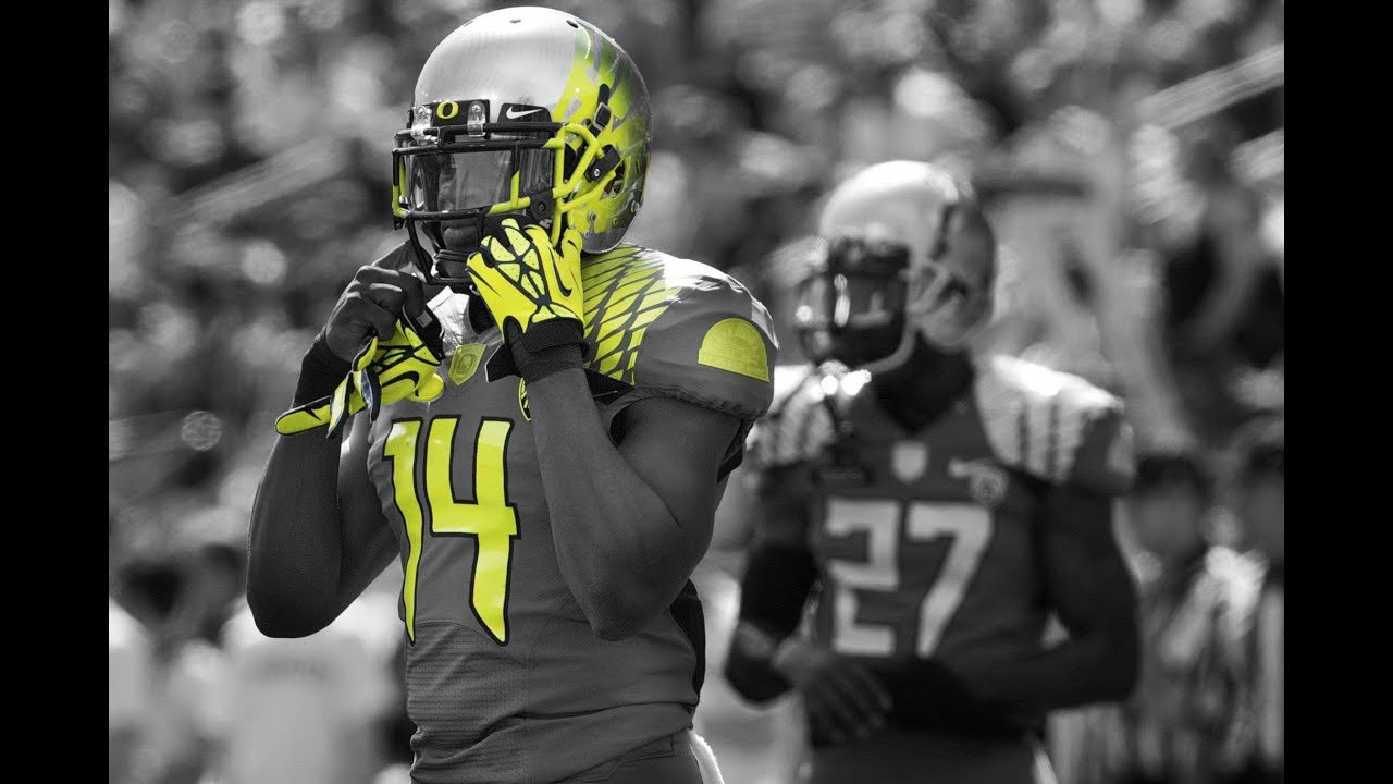 College Football ll Slippery ll Pump Up