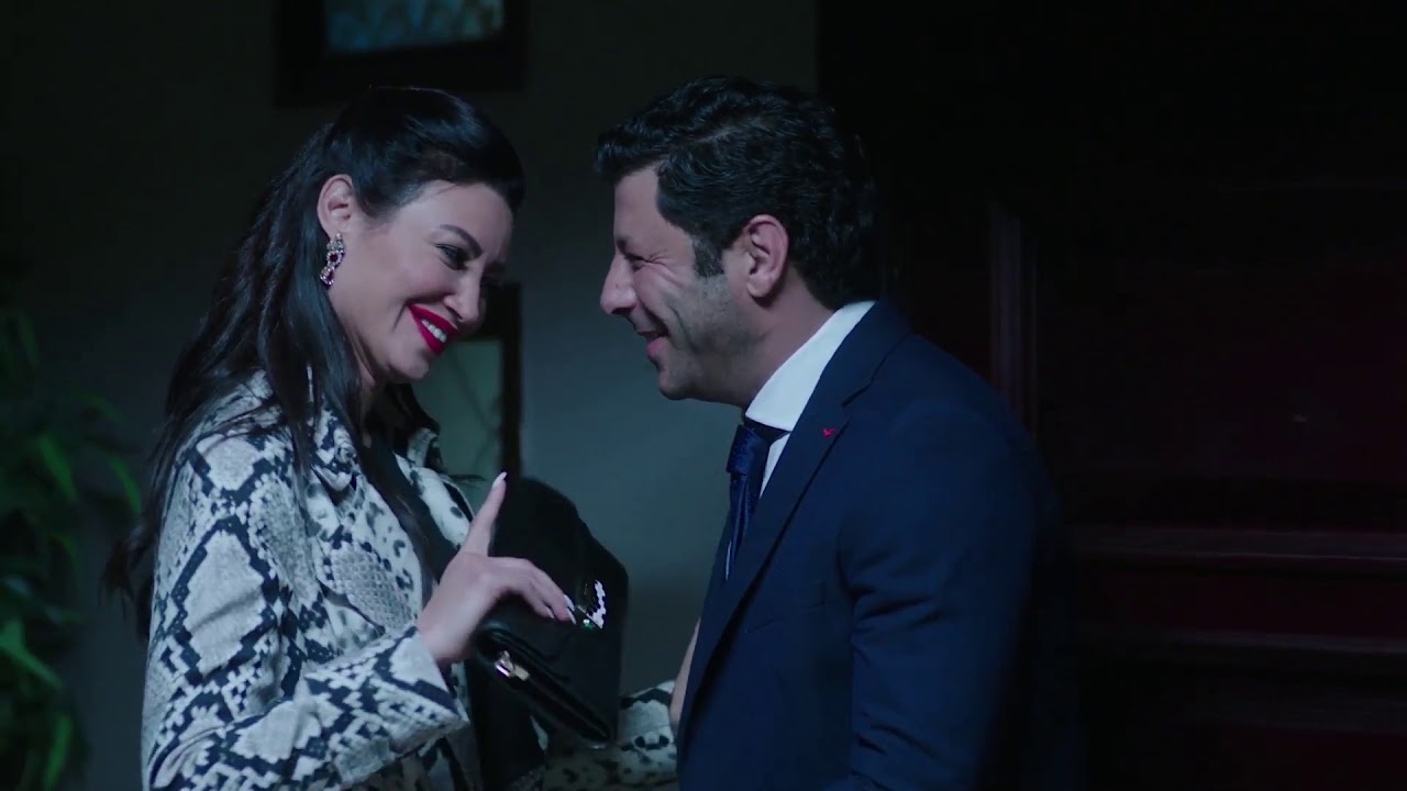 مسلسل هذا المساء  - أكرم عايش بين إتنين مش عاوز حاجة بعدهم