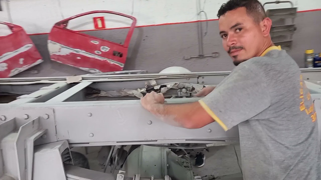 Primeiro dia de preparação para pintura chassis