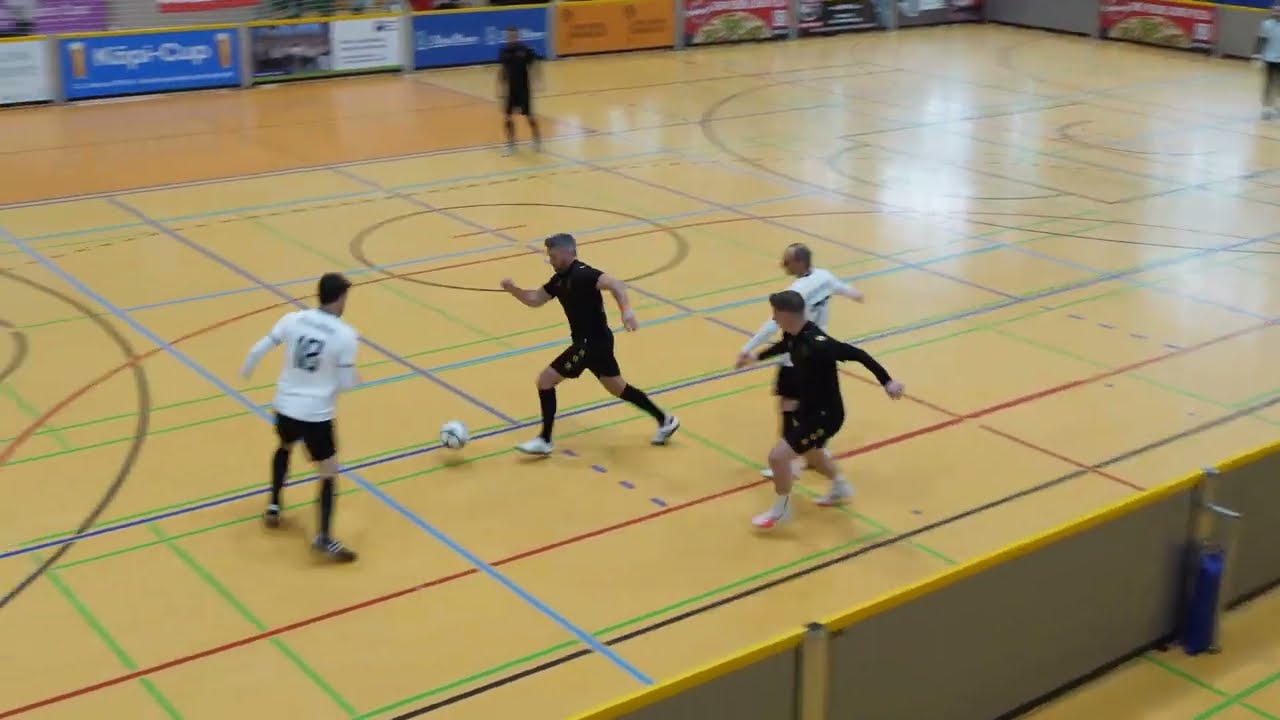 Köpi-Cup 2026 - Ü32 Fußball Hallenmeisterschaft: Westfalia Kinderhaus - Fortuna Köln