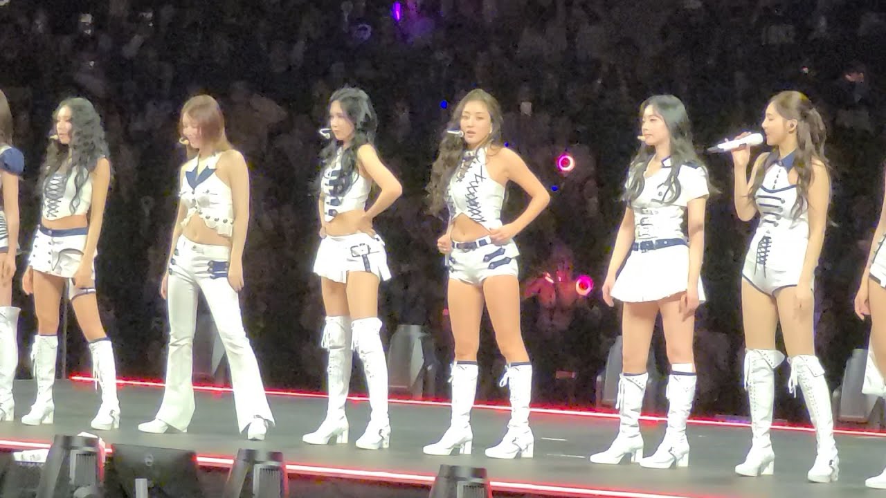 2026.01.09 TWICE This Is For World Tour Vancouver I Can't Stop Me Fancam