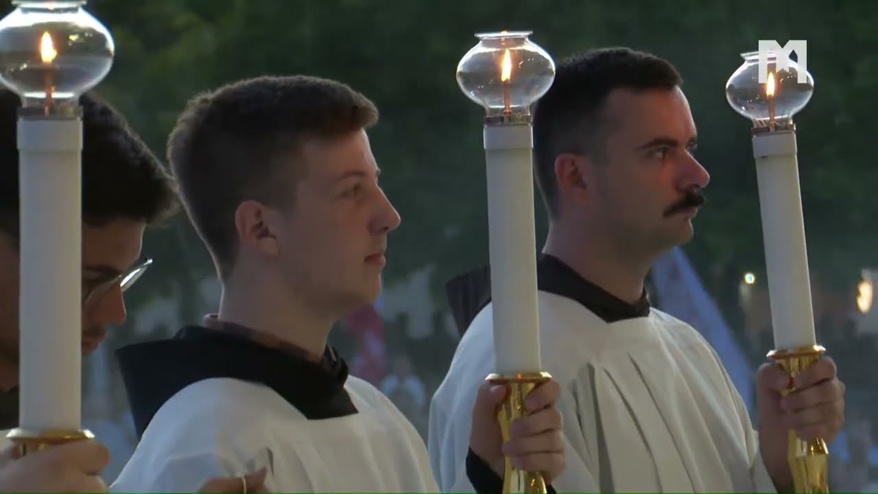 Ofertorio (Fiducia sei per noi) - Sanctus - Agnus Dei / Mladifest Medjugorje 3 agosto 2021
