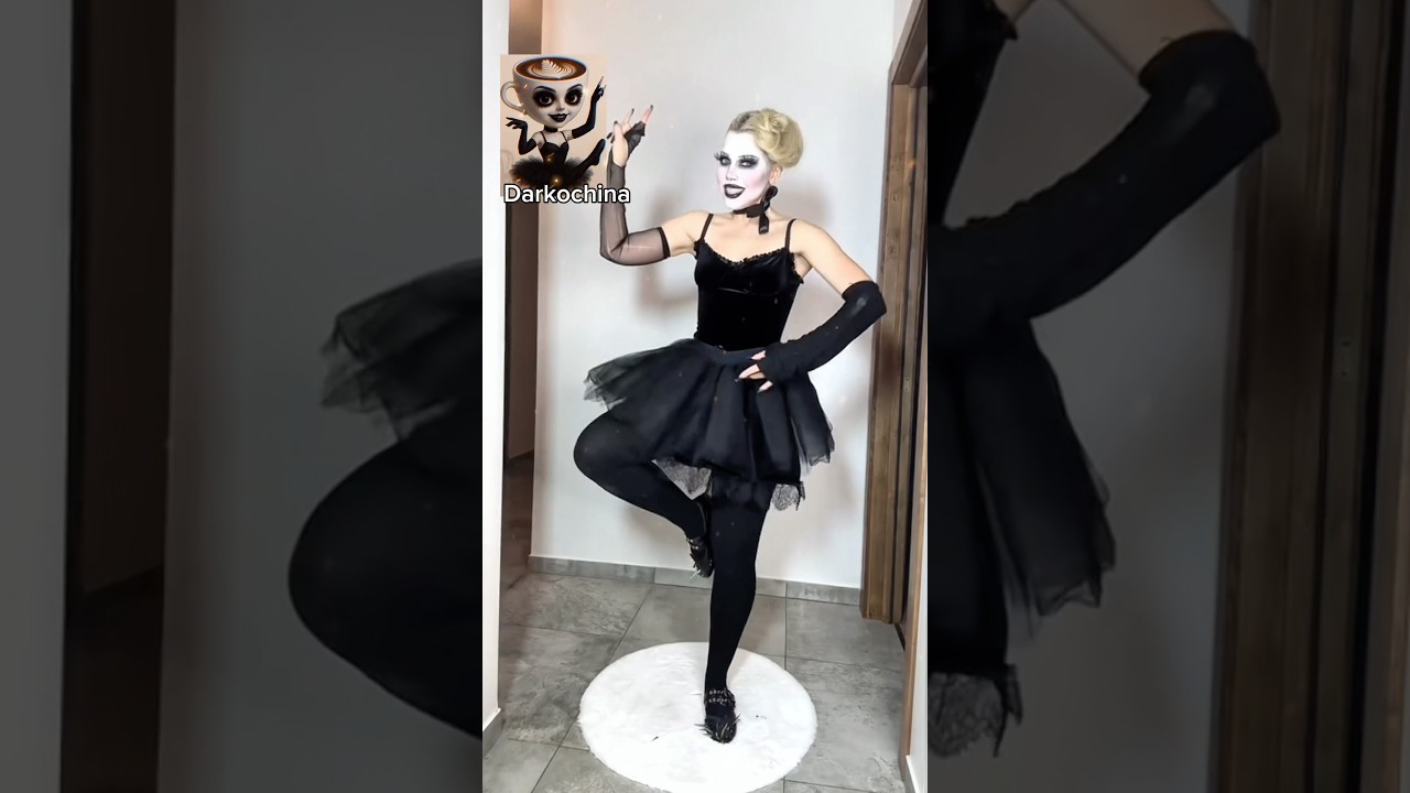 Итальянская готическая гниль 🏴‍☠️💀Какого персонажа вы бы выбрали? 