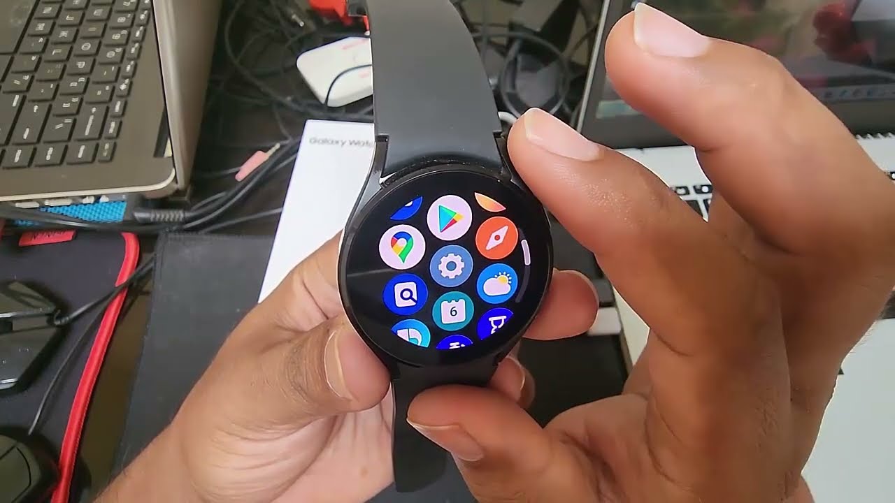 Samsung Galaxy Watch4 : How to set Quick launch gesture as Phone