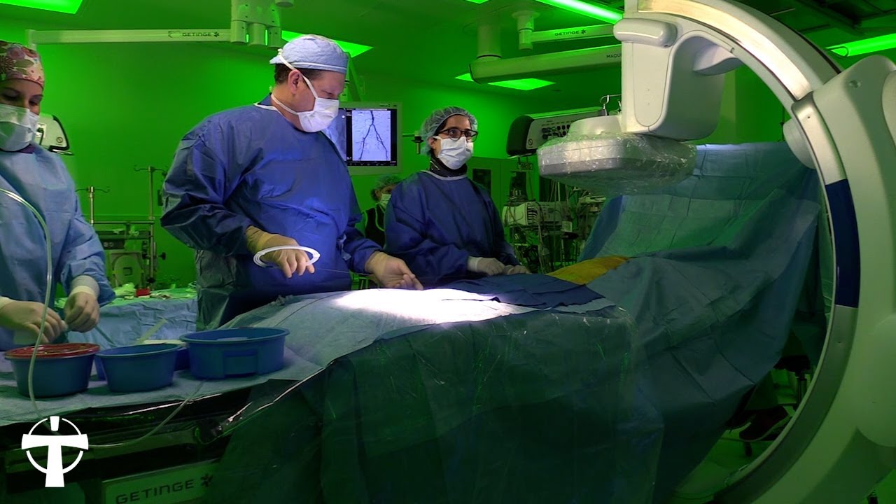 Dr. Sarah Aftab Ahmad - Cardiothoracic Surgery - Hybrid OR