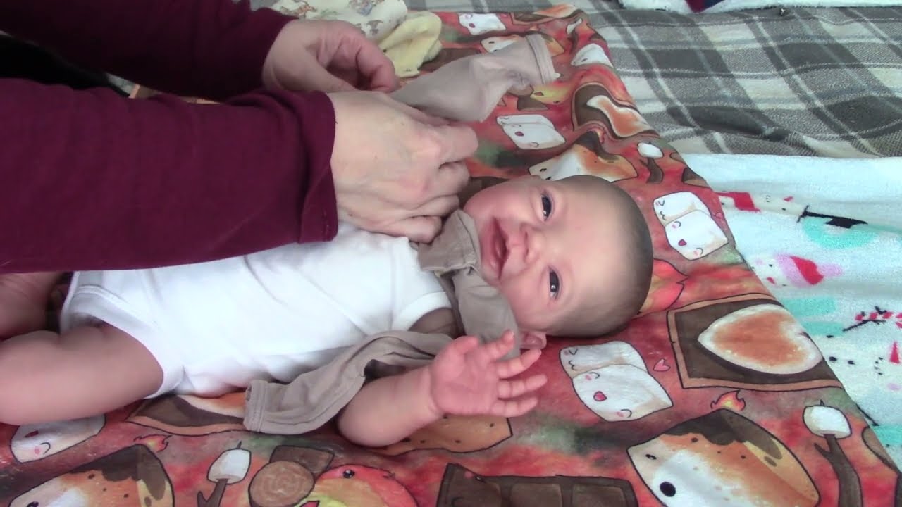 Hanging out with reborn baby Charlie ( Charlie by Joanna Kazmierczak)