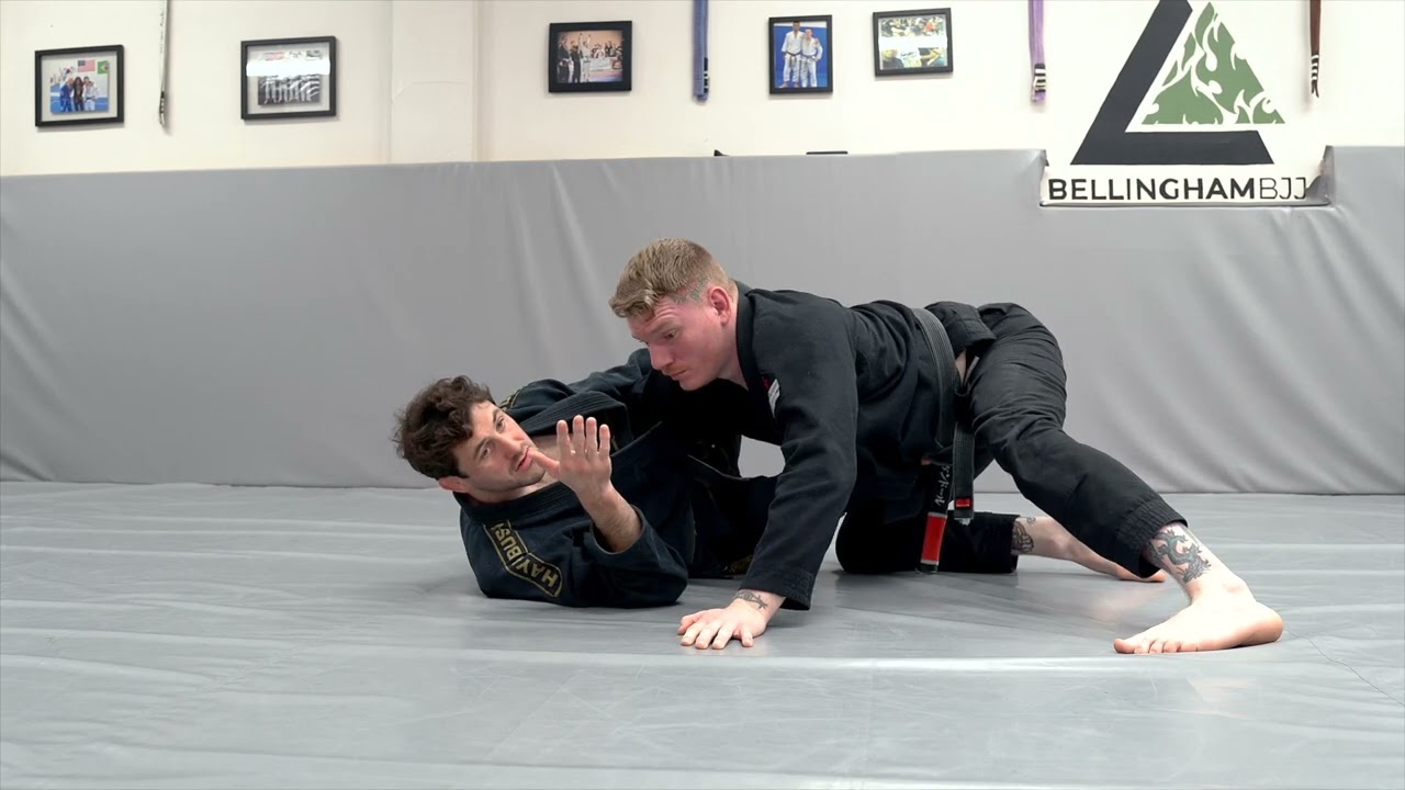 Guillotine: using the shin-across-hip control
